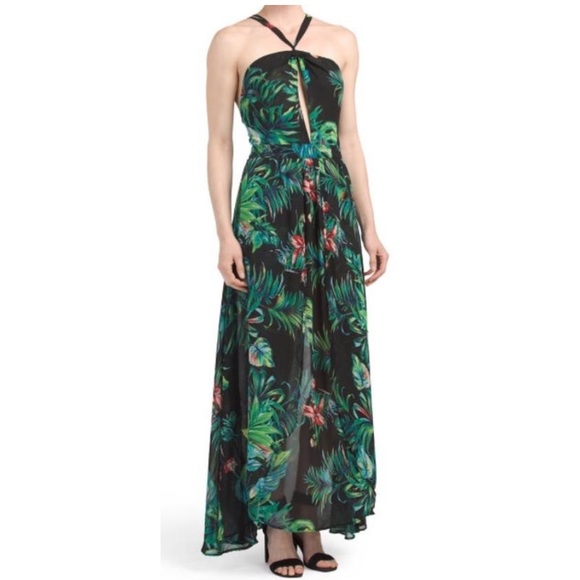 the room Dresses & Skirts - The Room Print Tropical Casual Maxi Dress